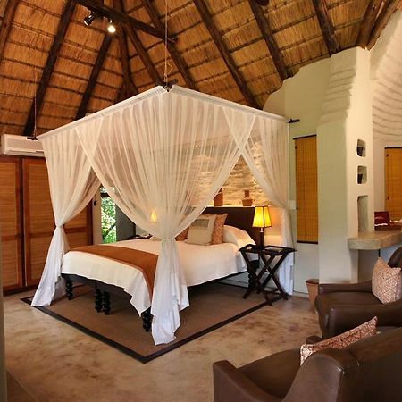 Impodimo Game Lodge Madikwe Game Reserve Ngoại thất bức ảnh